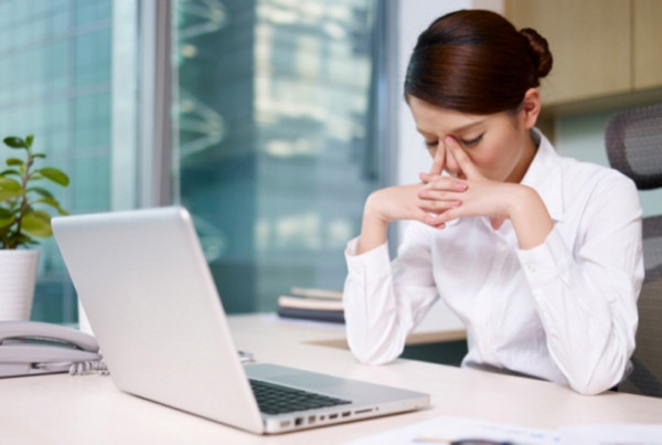 Tắm nước ấm cũng mang lại tác dụng kích thích tuần hoàn máu qua da. Lỗ chân lông được thư giãn, thoát mồ hôi rất có lợi cho quá trình chuyển hóa chất sừng và hắc tố.