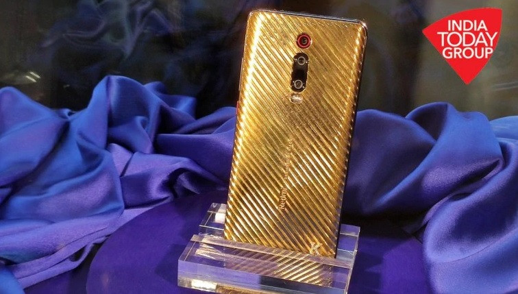 K20 và K20 Pro Signature có màn hình AMOLED HDR Full HD+ 6.39 inch với tỷ lệ khung hình 19.5:9, gam màu DCI-P3 và độ sáng 600 nits, tích hợp máy quét dấu vân tay trong màn hình. Máy dùng chip 8 nhân Qualcomm Snapdragon 855 tốc độ 2.84 GHz kết hợp với GPU Adreno 640 và hệ thống làm mát bằng 8 lớp than chì.