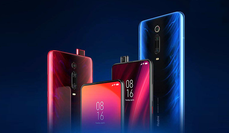 Giống phiên bản chuẩn: 3 camera sau 48 MP + 8MP + 13MP và pin 4.000mAh, cho điện thoại của Redmi trải nghiệm siêu thú vị. Camera trước của máy có thiết kế dạng trượt "mọc sừng" với độ phân giải 20MP.