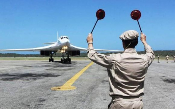 Ông Franz Klintsevich - một thành viên của Hội đồng Liên bang Nga cho biết, Moskva có thể buộc Washington thay đổi ý định về các chuyến bay của oanh tạc cơ chiến lược trên lãnh thổ Ukraine.