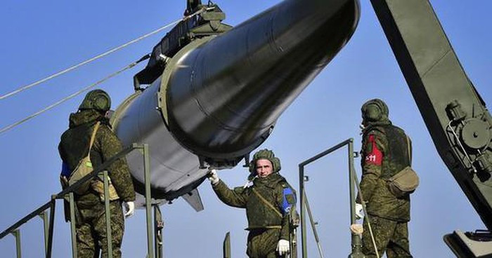 "Cần có một căn cứ mới với tên lửa Iskander-M nâng cấp khi tầm bắn được tăng lên. Sau khi Mỹ rút khỏi Hiệp ước INF, nước Nga cần phải có động thái đáp trả tương ứng".