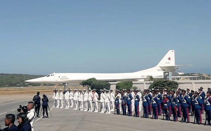 Nghị sĩ Klintsevich khẳng định những hành động như vậy của Mỹ là trái với các thỏa thuận quốc tế và các quy tắc an ninh. Theo ông, giới lãnh đạo Nga sẽ không ngồi yên mà sẽ có phản ứng tương xứng.