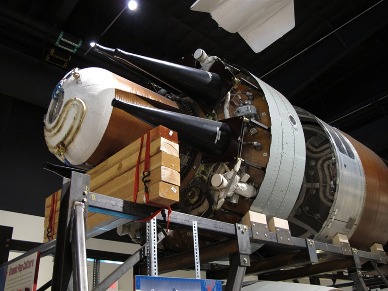 "Ngay từ cuối năm 2019, tàu ngầm hạt nhân USS Tennessee thuộc lớp Ohio của Hải quân Mỹ đã trang bị một số tên lửa Trident IID5 mang đầu đạn hạt nhân W76-2 tham gia hoạt động sẵn sàng chiến đấu", Bộ Quốc phòng Mỹ cho biết trong một tuyên bố.