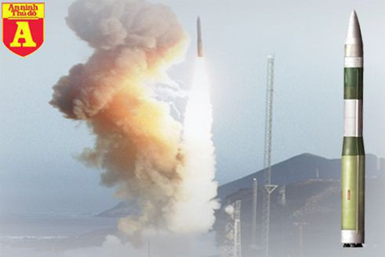 Minuteman III là tên lửa đạn đạo phóng trên mặt đất, có khả năng mang đầu đạn hạt nhân duy nhất đang biên chế hoạt động trong các lực lượng quân đội Mỹ.