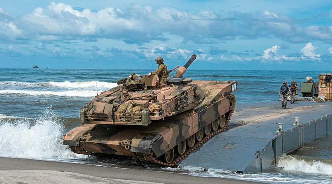 Xe tăng Abrams còn đối diện tình trạng "thừa cân", điều này chắc chắn sẽ ảnh hưởng lớn đến khả năng cơ động của chúng. Chính vì vậy, “quà tặng” từ Australia có lẽ còn chịu nhiều tổn thất hơn cả những chiếc được Mỹ chuyển giao.