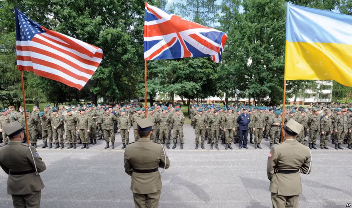 Lo muc tieu cuoc tap tran 31.000 linh NATO 