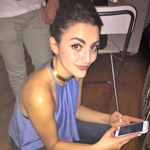 Nũ nhà báo thanh lọc co thẻ bàng pizza, giảm can khủng-Hinh-2