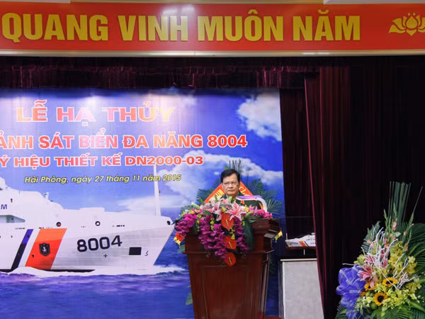 Viet Nam ha thuy tau Canh sat bien DN-2000 thu ba