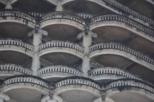 Rangsan Torsuwan - kiến trúc sư và nhà phát triển bất động sản nổi tiếng chịu trách nhiệm thiết kế và phát triển công trình Sathorn Unique.