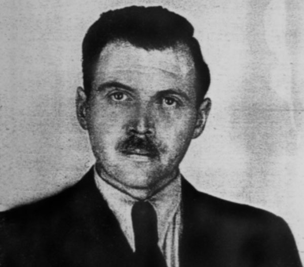 Josef Mengele là một trong những bác sĩ tàn ác nhất làm việc cho Đức quốc xã tại trại tập trung Auschwitz. Y thường được gọi là bác sĩ "tử thần" vì thực hiện rất nhiều thí nghiệm tàn ác trên cơ thể tù nhân.