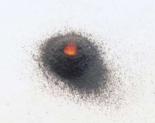 Nhiều bằng chứng khảo cổ học của các chuyên gia cho thấy thuốc súng được tạo ra vào khoảng năm 850. Khi ấy, phát minh này được gọi là "huoyao", có nghĩa là "thuốc cháy". Ảnh: Silk-road.com.