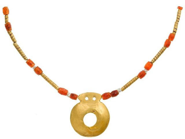 Vào thời điểm đó, loài người đang trong quá trình chuyển đổi từ thời Đồ đá mới sang thời Đồ đồng đá. Việc tìm thấy những hiện vật bằng vàng tinh xảo cho thấy kỹ thuật chế tác kim hoàn của con người khi đó vô cùng phát triển. Ảnh: thearchaeologist.