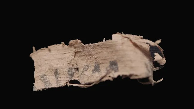 Trong cuộc khai quật dọc Suối Zohar, thuộc Sa mạc Judea, gần bờ phía Nam của Biển Chết, các nhà khảo cổ học đã phát hiện một cấu trúc hình kim tự tháp bí ẩn có niên đại hơn 2.200 tuổi. Ảnh: Emil Aladjem/Israel Antiquities Authority.