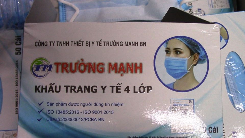 Trên bao bì đều in rõ do Công ty TNHH Thiết bị y tế Trường Mạnh, có địa chỉ ở thị xã Từ Sơn, tỉnh Bắc Ninh sản xuất.