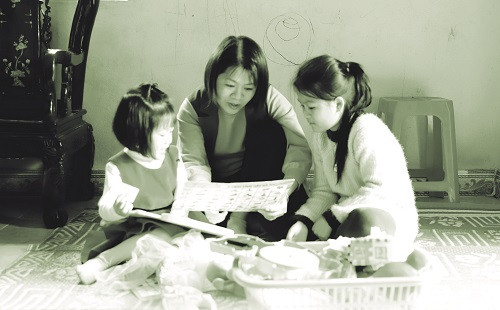 Ruộng sâu trâu nái không bằng... con gái một bề Ruong sau trau nai khong bang... con gai mot be