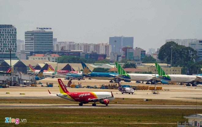 Hang hang khong chi duoc bay 1 chuyen khu hoi TP.HCM - Ha Noi moi ngay