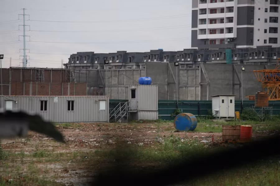 Theo quảng bá, The Lotus Center là loại hình căn hộ officetel mang phong cách kiến trúc cổ điển, tân cổ điển.