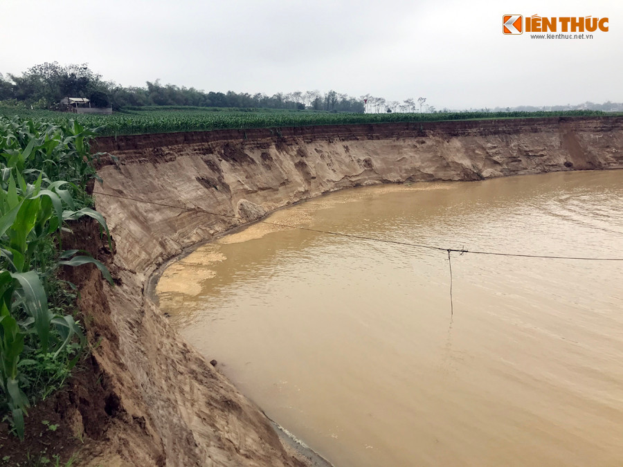 Dat canh tac sat lo vi doanh nghiep “tan huy” tai nguyen cat tren song Lo-Hinh-5