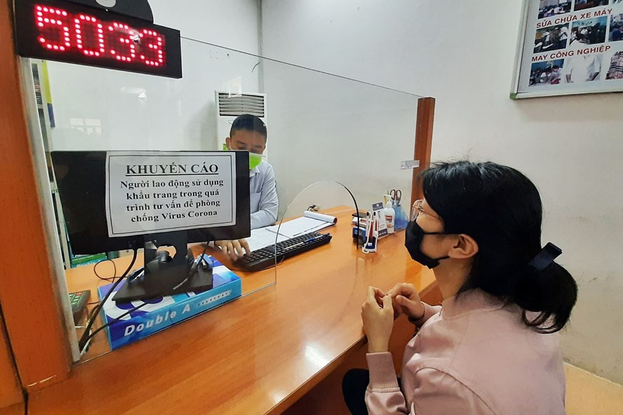 Dịch Covid-19: Hướng dẫn chi tiết hồ sơ, thủ tục hưởng trợ cấp thất nghiệp Dich Covid-19: Huong dan chi tiet ho so, thu tuc huong tro cap that nghiep