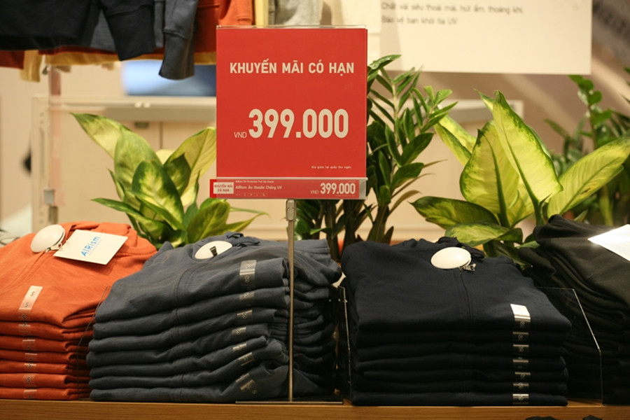 Các sản phẩm được khuyến mại trong thời gian cửa hàng khai trương.