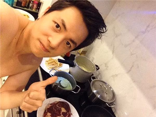 Nổi tiếng là người đàn ông của gia đình, khả năng nấu nướng của Đăng Khôi chắc chắn không khiến nhiều người phải thất vọng.