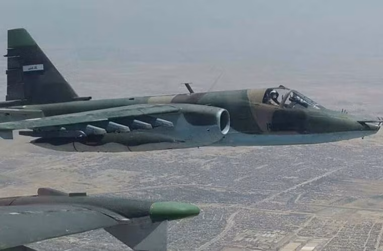 Trước đó, Không quân Iraq hầu như phải dựa hoàn toàn vào số máy bay cường kích Su-25 mua được từ Nga.