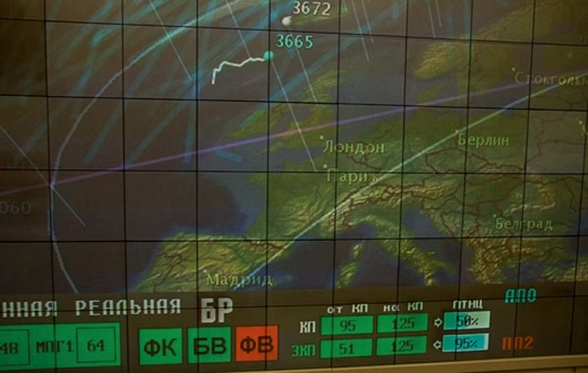 Bên trong buồng chỉ huy radar cảnh báo sớm “siêu đường chân trời” của Quân đội Nga.