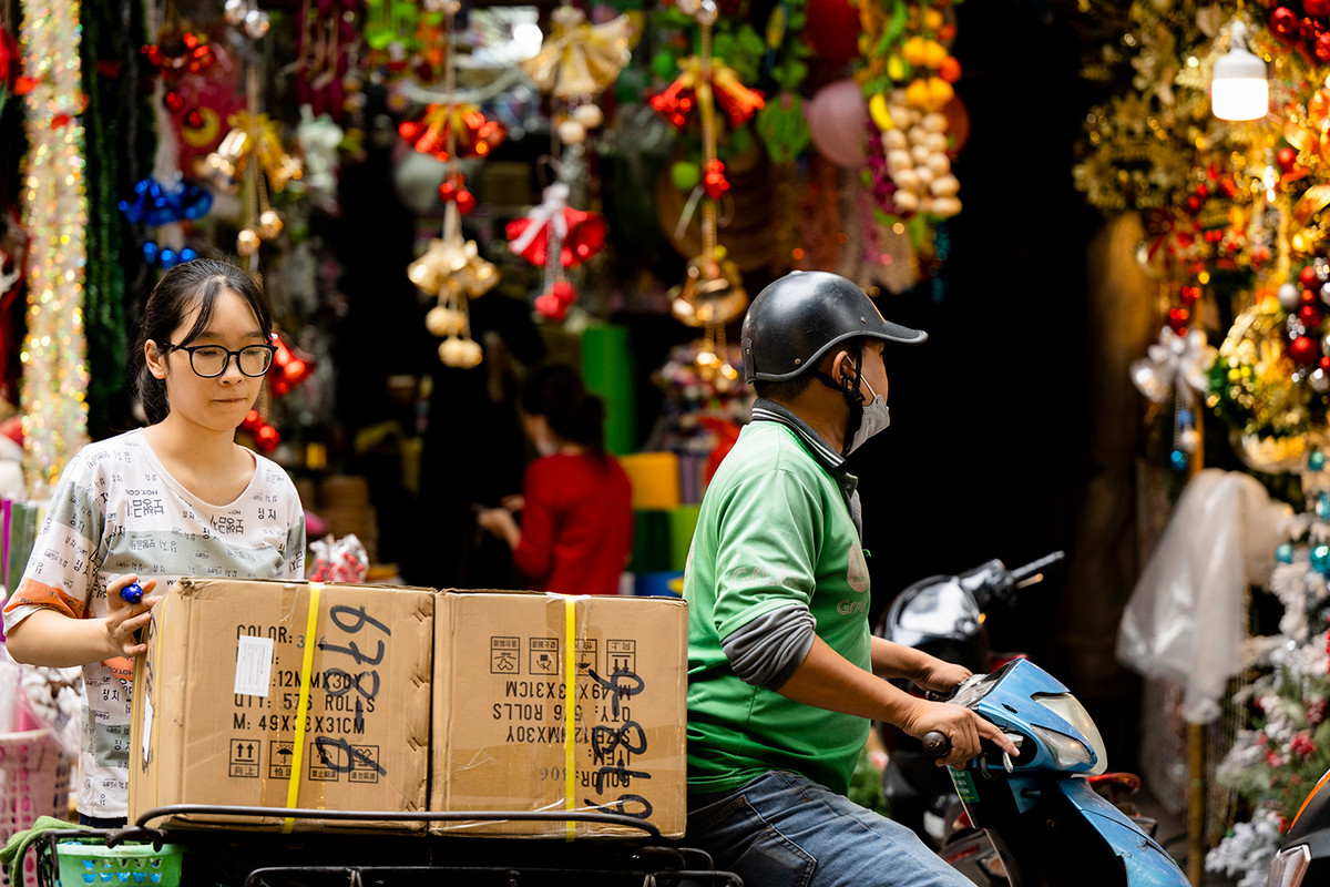 Pho Hang Ma lung linh huyen ao tua troi Au-Hinh-10