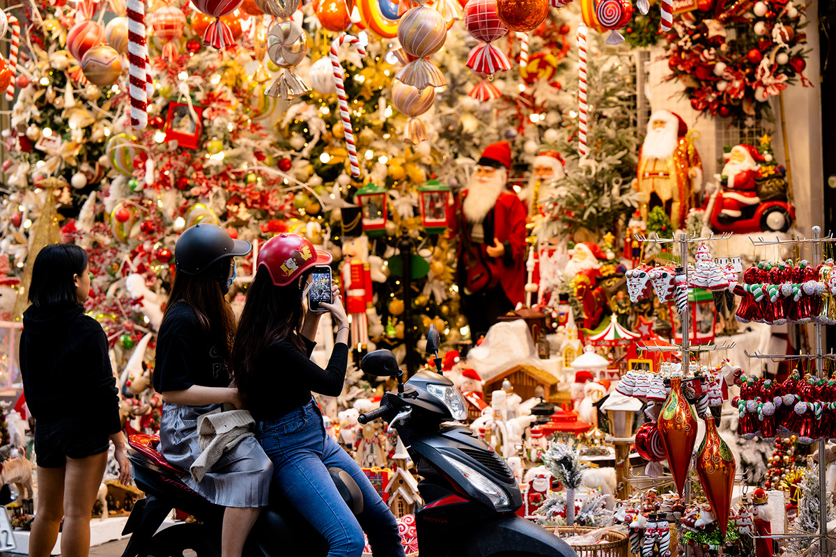 Pho Hang Ma lung linh huyen ao tua troi Au-Hinh-4