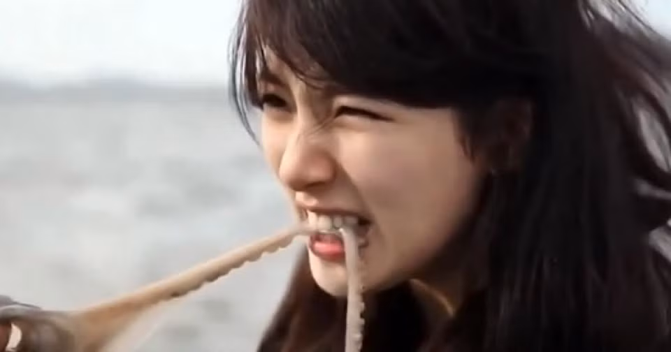 Những món ăn Hàn Quốc khiến du khách khiếp sợ lần đầu nhìn thấy - Hình 7 Nhung mon an Han Quoc khien du khach khiep so lan dau nhin thay-Hinh-7