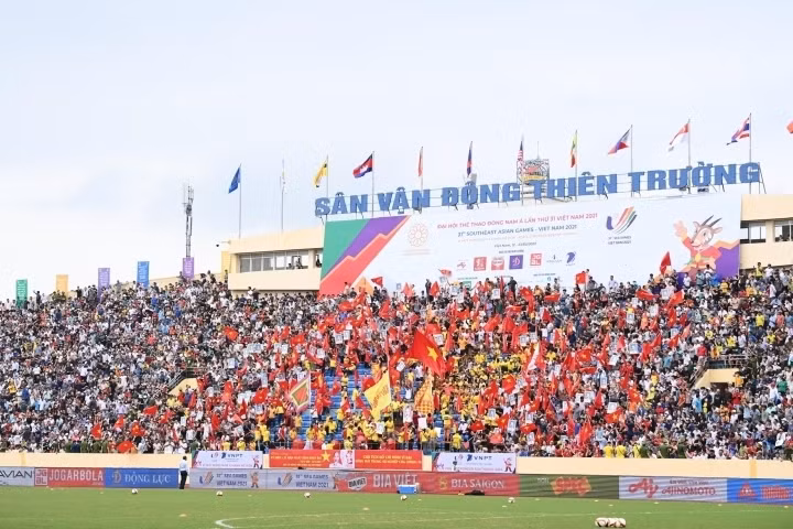 Ghi dau an dep tren truong quoc te, bong da Viet Nam nang vi the-Hinh-2