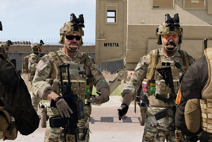 Có thể hình dung, một đội 5 người của Lực lượng Delta khi tham gia chiến đấu trực tiếp có thể mang theo cả "kho" vũ khí nhỏ: súng trường HK416 với tổng cộng 1.500 viên đạn, súng lục Glock 17 hoặc 21 hoặc M1911 với 425-500 viên đạn, một khẩu súng máy MK46 hoặc 48 với 800-1.000 viên đạn, lựu đạn nổ phân mảnh, và thậm chí có thể cả súng phóng lựu.