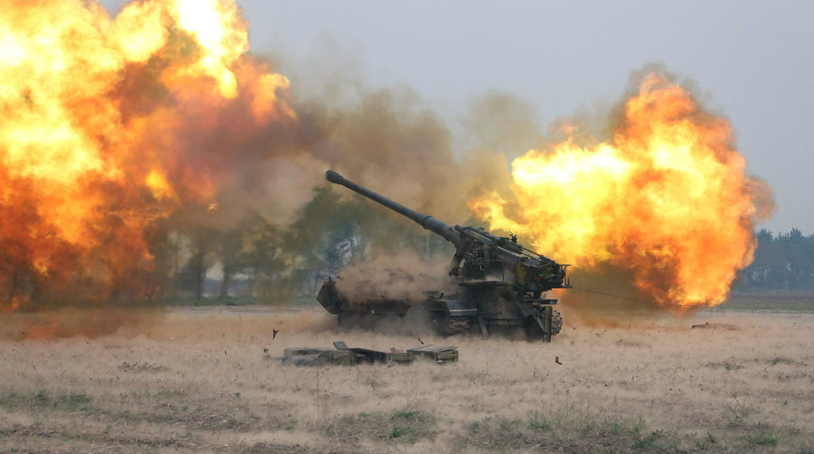 Tehran vẫn đặc biệt lo ngại rằng các phương tiện như máy bay không người lái Harop có thể được Israel lợi dụng nhằm do thám lãnh thổ của họ dưới chiêu bài "đi lạc".