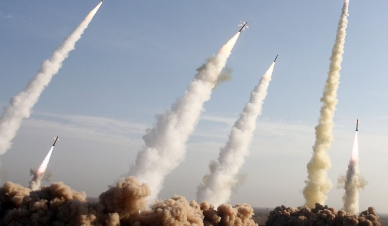 Chính quyền Iran không có ý định hỗ trợ bất kỳ bên nào trong cuộc xung đột ở Nagorno-Karabakh, tuy nhiên, họ nói rất rõ bất kỳ hành động khiêu khích nào nhằm vào nước Cộng hòa Hồi giáo sẽ đều có thể phải nhận hậu quả nặng nề.