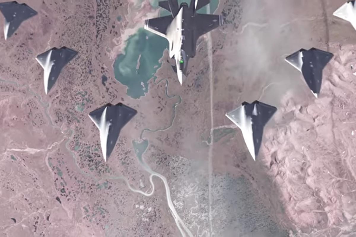 Dự án được đặt tên là NGAD (Next Generation Air Domination), tạm dịch là "Sự thống trị trên không thế hệ tiếp theo". Theo quan chức quân sự cấp cao Will Roper, một mẫu trình diễn công nghệ đang được thử nghiệm. Đây rõ ràng là một tin rất xấu cho Nga và Trung Quốc. Là một phần của dự án này, một loại máy bay có tên PCA (Penetration Counter Air) đang được tạo ra, dự kiến sẽ vào biên chế không quân Mỹ từ năm 2030.