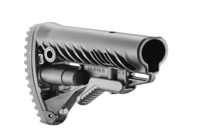 Báng súng được thiết kế để có thể điều chỉnh phù hợp theo từng xạ thủ.