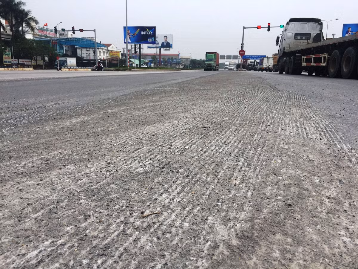 Đây là nỗi ám ảnh với người đi xe máy.