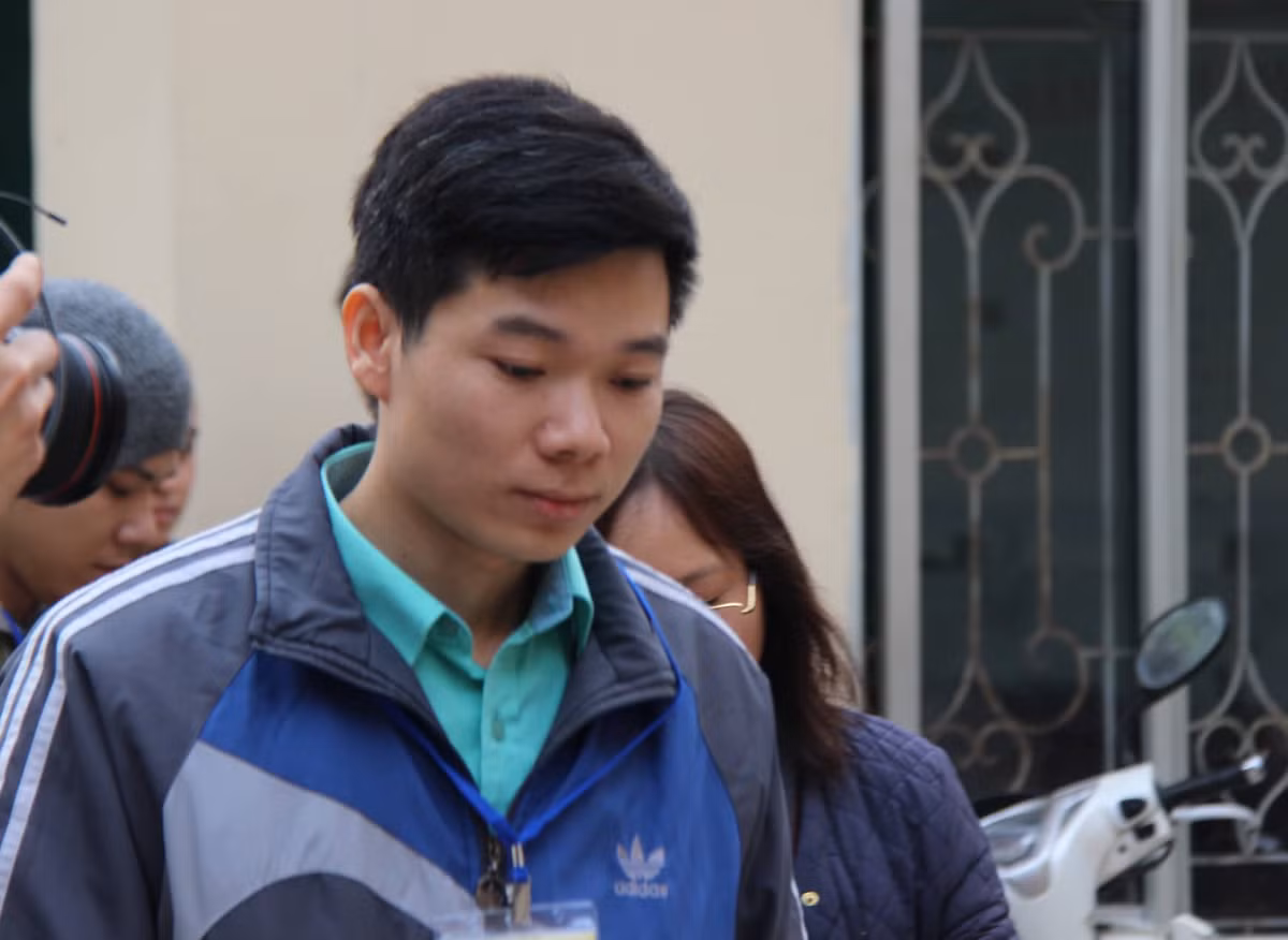 Xet xu vu chay than Hoa Binh: Bac si Luong met moi, xin HDXX xu nhanh