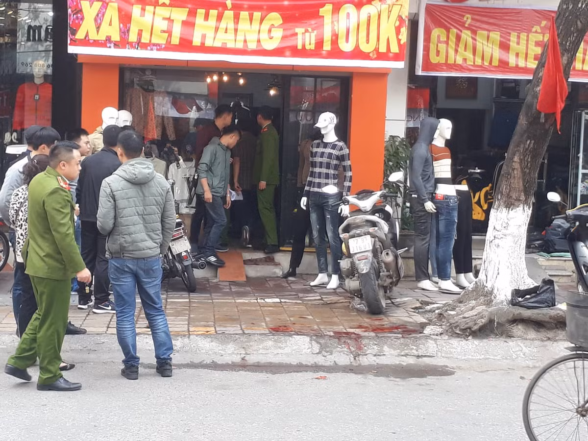 Thai Binh: Truy sat chem nhau kinh hoang giua pho dong nguoi