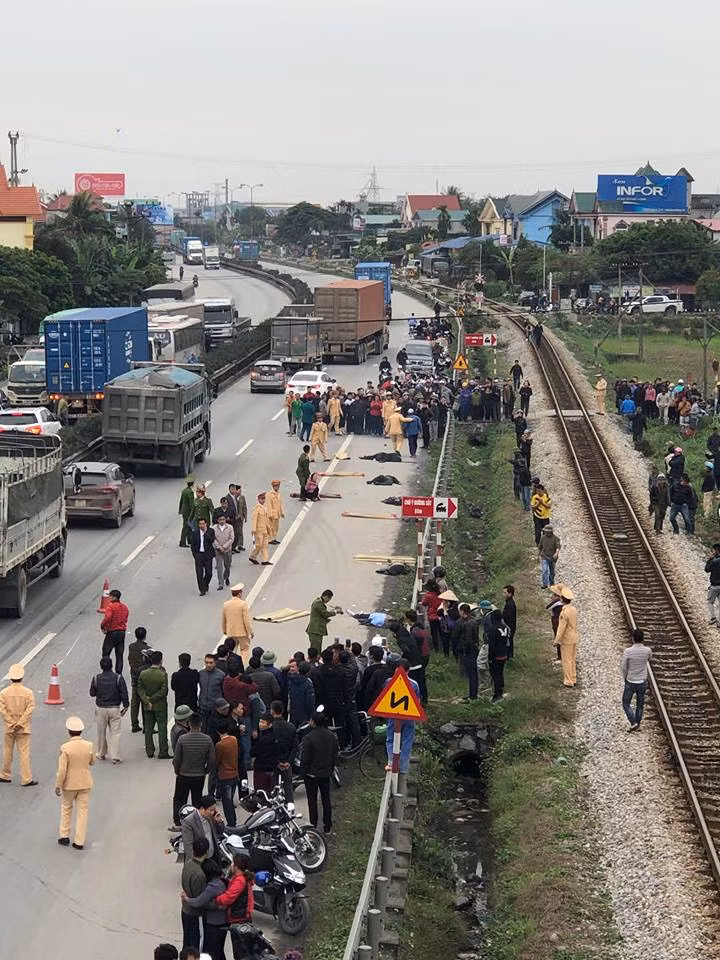 Cảnh tượng vụ tai nạn kinh hoàng.