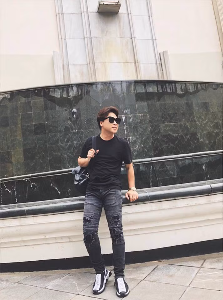 Đây cũng là set đồ được anh chọn khi đi du lịch.