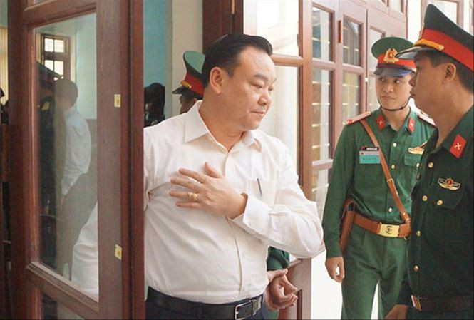 Vu Ut “troc”: Chu tich bi bat, Tong Cty Thai Son gap kho?