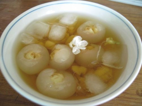 Mon an, bai thuoc tri mat ngu cuc hieu qua