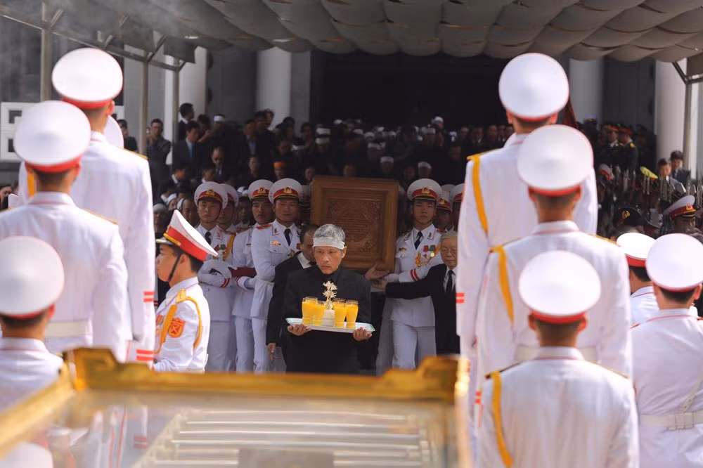 Hinh anh trong the le truy dieu nguyen Tong Bi thu Do Muoi-Hinh-16