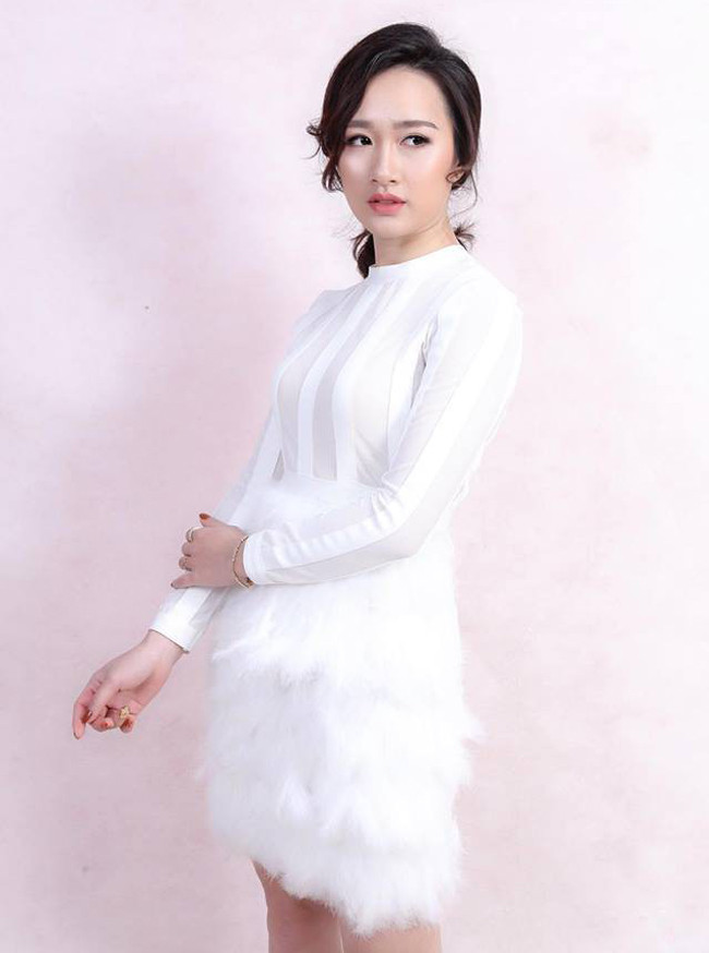 Vợ Hà Việt Dũng có phong cách thời trang sành điệu, sang chảnh chẳng kém gì các hotgirl có tiếng.