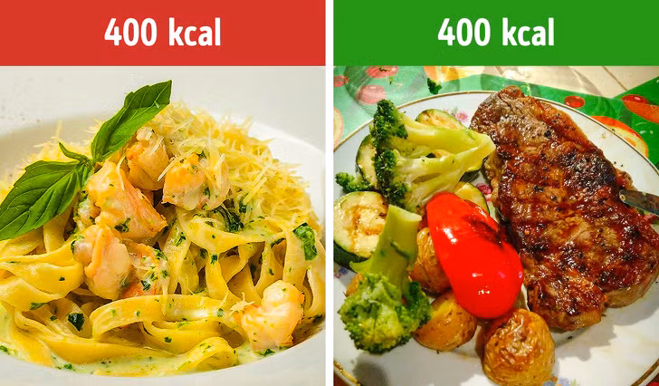 Ăn nhiều đạm và rau hơn: Chế độ ăn ít carbohydrate được cho là chiến lược tốt nhất để giảm cân. Protein và chất xơ làm cho chúng ta no lâu và tăng sự trao đổi chất.