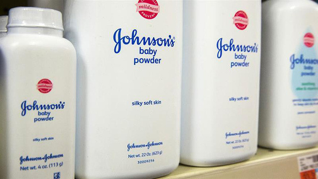 Johnson & Johnson nhieu nam giau nhem thong tin phan rom chua chat gay ung thu?