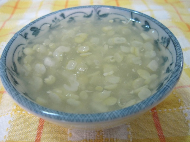 Bột sắn dây vốn là một loại thuốc quý, có tác dụng làm dịu làm mát toàn cơ thể.