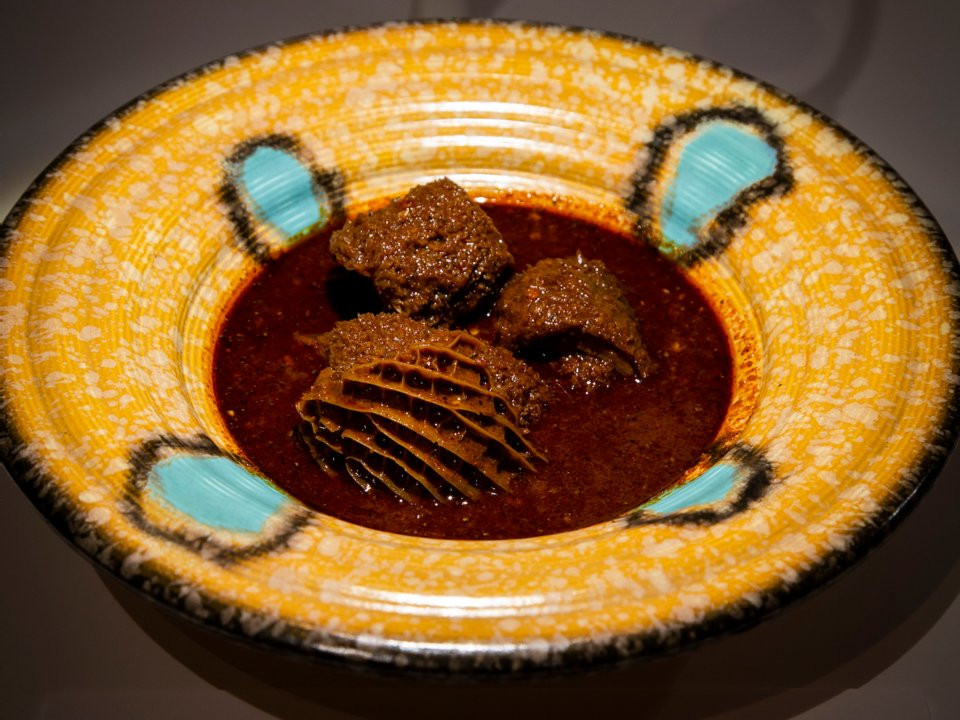 Món sup của Mexico được nấu từ lớp lót dạ dày cừu.