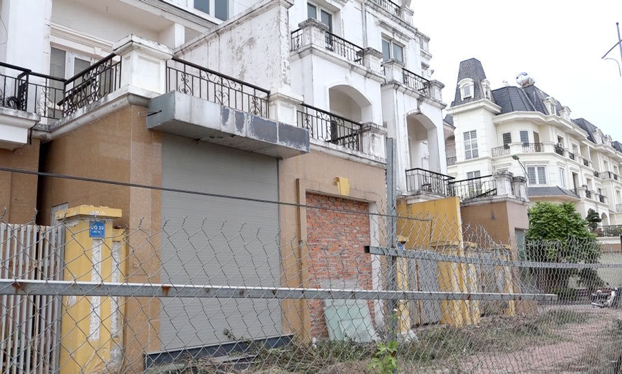 Biet thu Phap hoang lanh giua Thu do: Bi an ong chu dai gia-Hinh-8